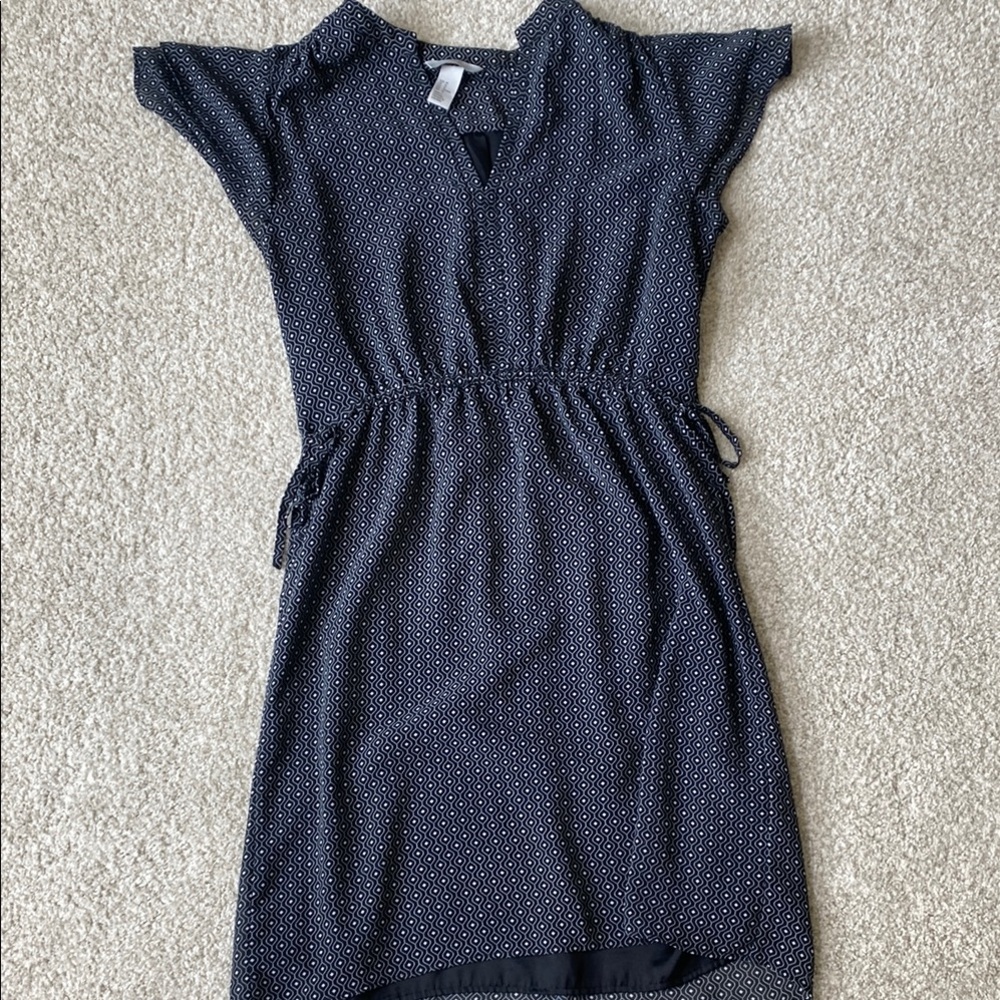 H&M Black and White Geometric Dress